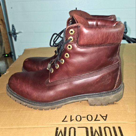 MEN'S BURGUNDY PREMIUM WATERPROOF BOOTS - Picture 2 of 5